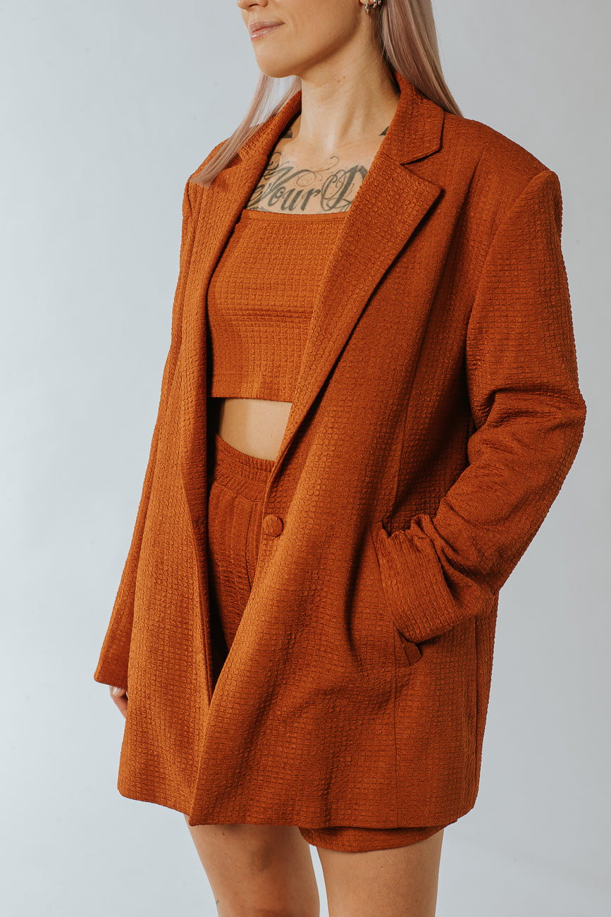 Toi Top & Shorts Brown